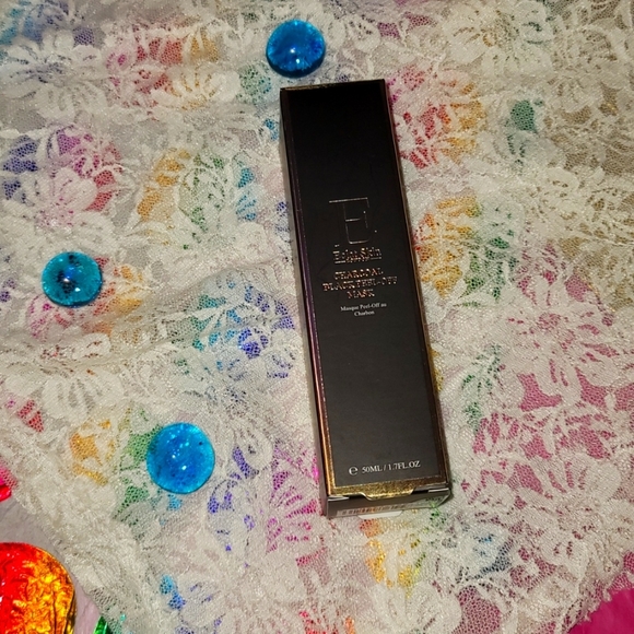 Eclat Skin London Charcoal Peel Off Mask - Picture 1 of 4